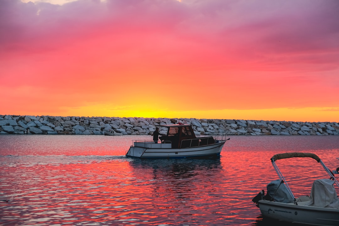 Unvergessliche Sonnenuntergänge in Oia - Oia | Secret World Trip Planner