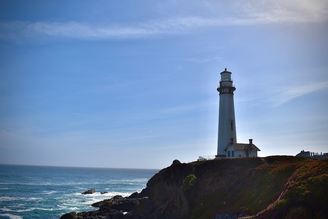 Der Leuchtturm von Pigeon Point: Wächter des Pazifiks - Pescadero | Secret World Trip Planner