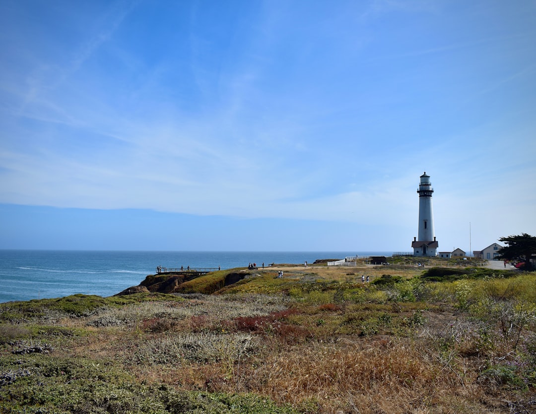 Der Leuchtturm von Pigeon Point: Wächter des Pazifiks - Pescadero | Secret World Trip Planner