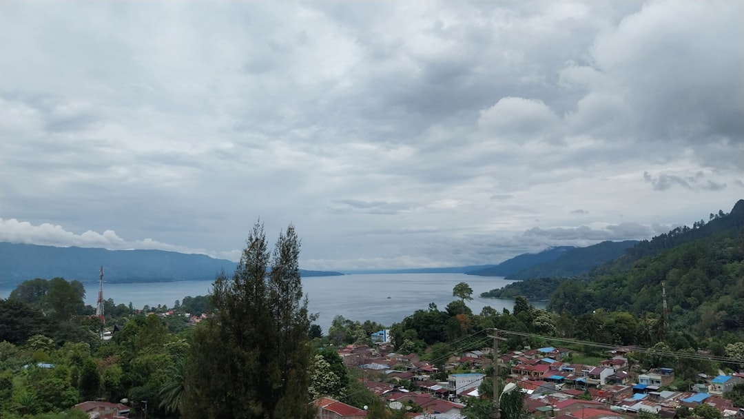 Parapat: Der verborgene Schatz des Toba-Sees - Simalungun Regency | Secret World Trip Planner