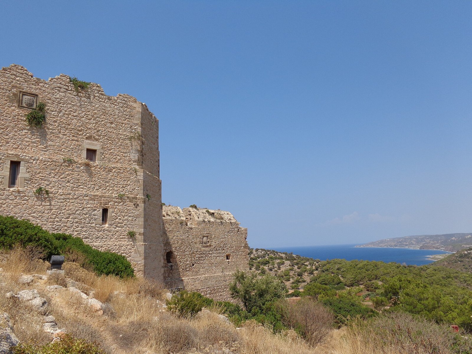 Discover Kritinia Castle: History and Beauty of Greece — 7R75+8W