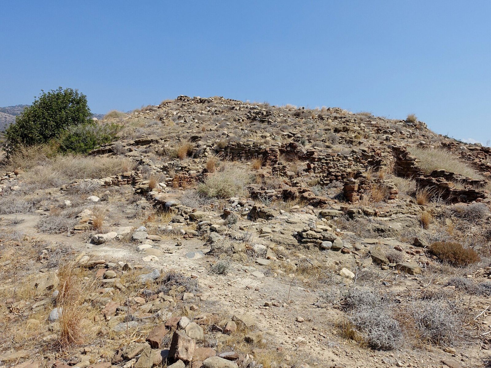Exploring Fournou Koryfi: An Archaeological Site in Crete - 2J45+MP | Secret World Trip Planner