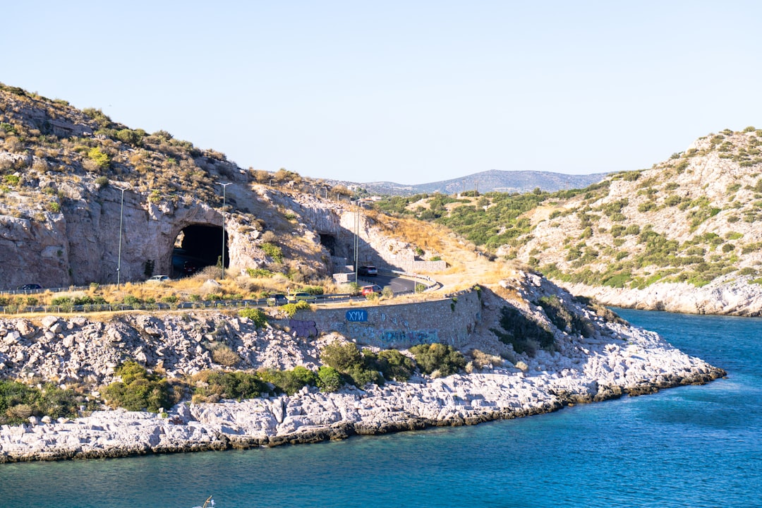 Tunnel di Eupalino: Un capolavoro dell'ingegneria antica — MWVJ+R2 Pithagorio