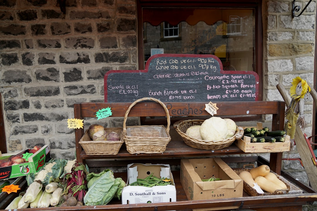 Discover the Flavors of Marché des Halles in La Roche-sur-Yon - Pl. du Marché | Secret World Trip Planner