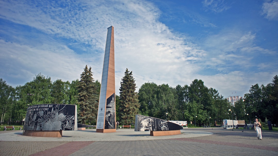 Das Denkmal von Tjentiste: Kunst und Erinnerung in Bosnien - 8MWP+CPP | Secret World Trip Planner