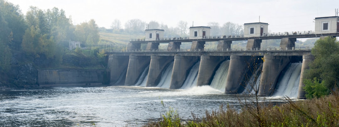 Chutes Fourgassier: Un Angolo Nascosto in Guyana Francese — JMFQ+VJJ