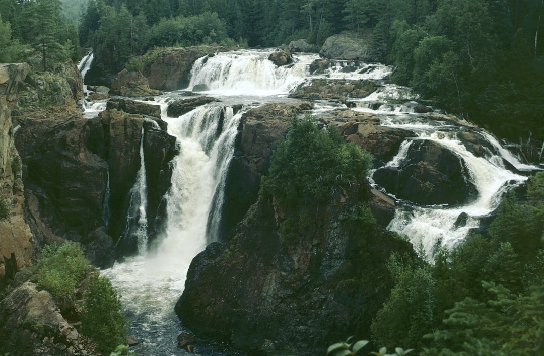 Chutes Fourgassier: Ein Verstecktes Juwel in Französisch-Guayana - JMFQ+VJJ | Secret World Trip Planner