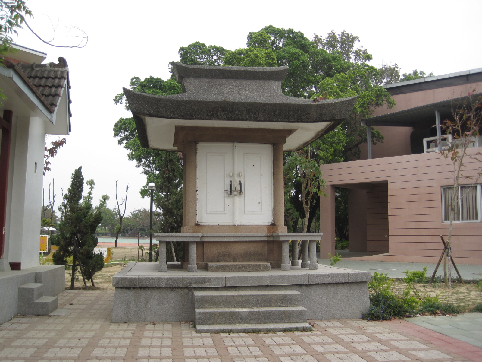 Erforschung des Yuzhen-Tempels in Taiwan: Geschichte und Kultur — 護國里