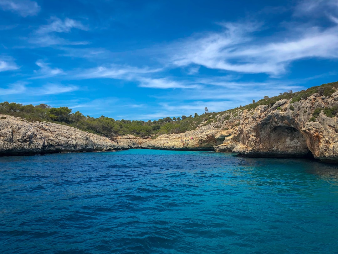The Enchanting Drach Caves: An Underground Journey - 07680 Porto Cristo | Secret World Trip Planner