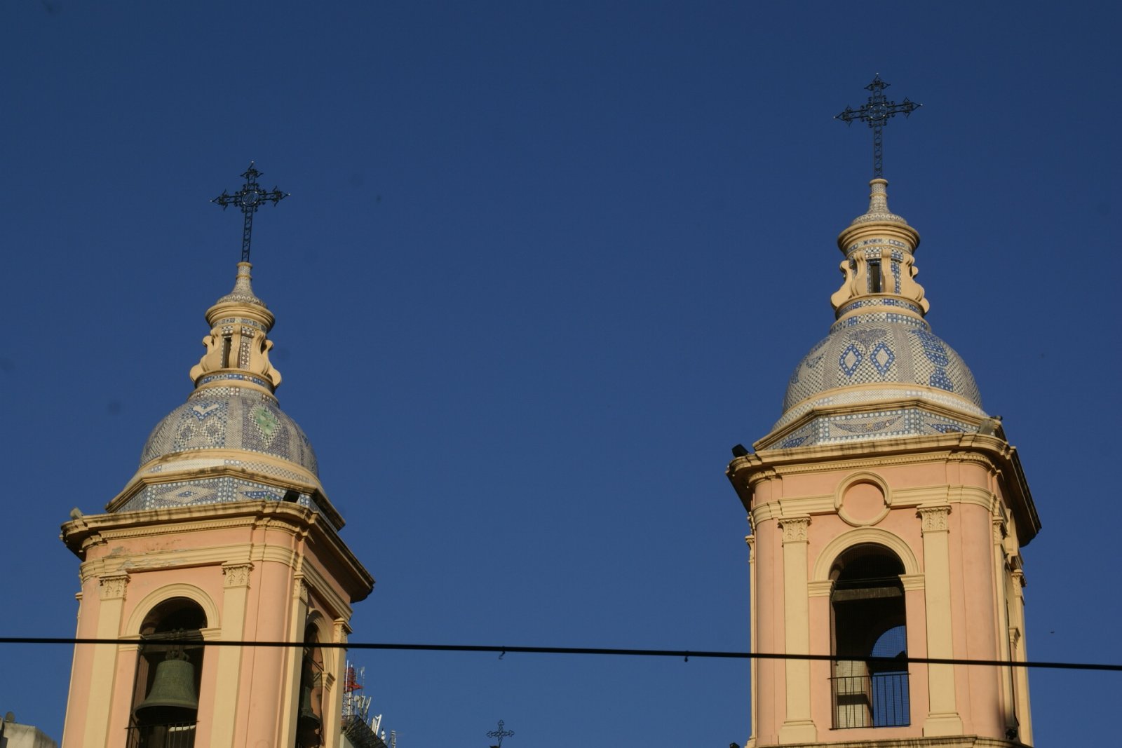 Discover the Basílica de Santo Domingo in Córdoba, Argentina — Córdoba