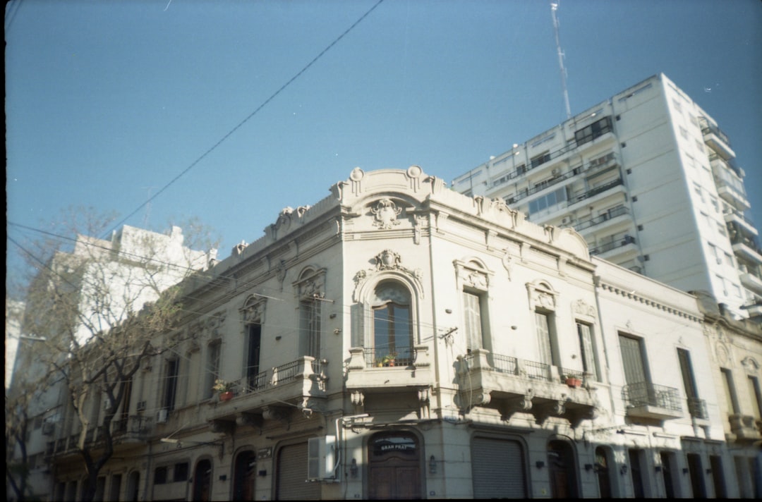 La Reforma: A Journey Through Argentina's History and Culture — Vicente López