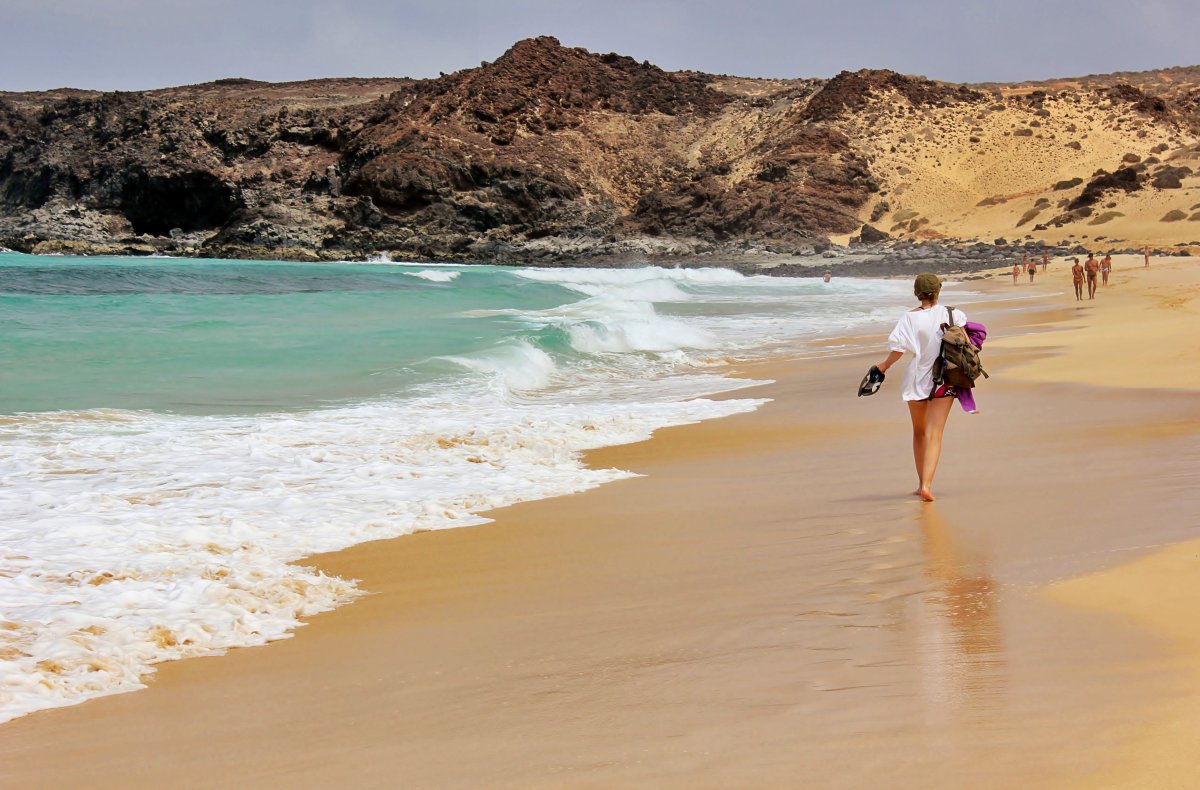 Entdecke den Strand von Las Conchas: Ein verborgenes Paradies — spiaggia di las Conchas