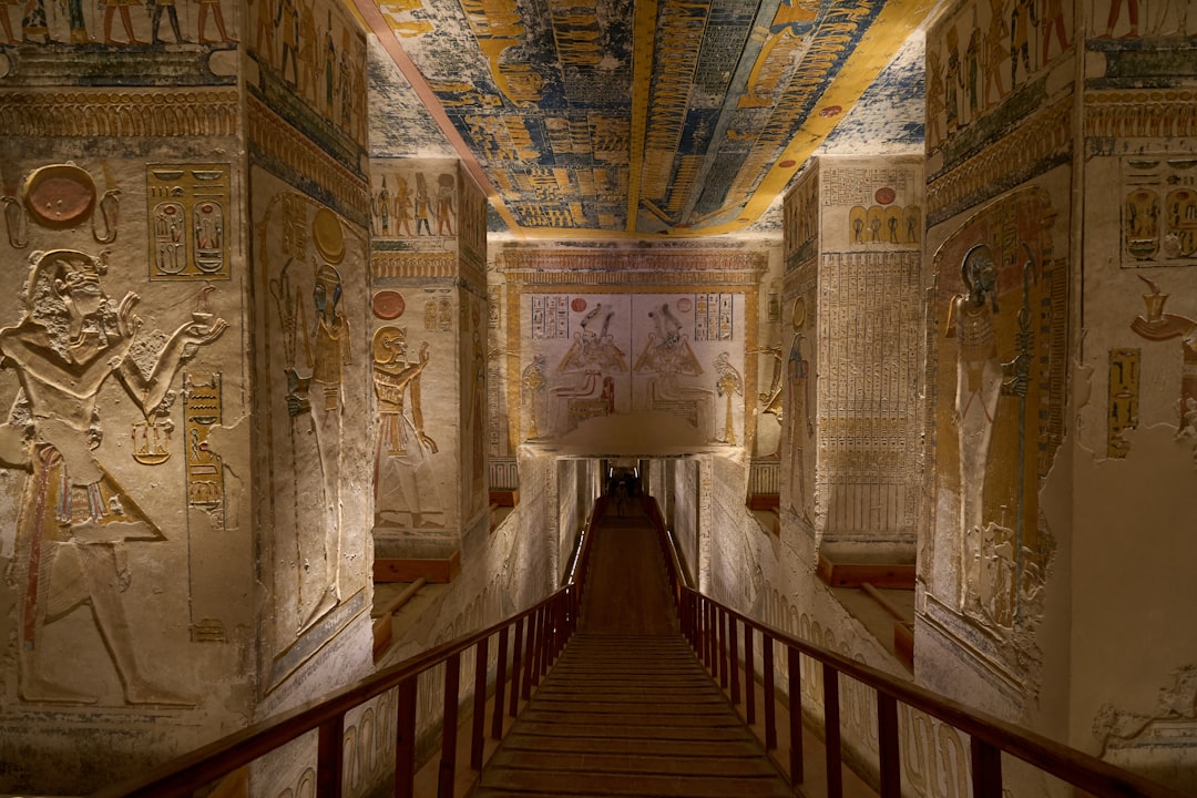 Scopri il Museo Geologico Egiziano: un tesoro a Il Cairo - Athar an Nabi | Secret World Trip Planner
