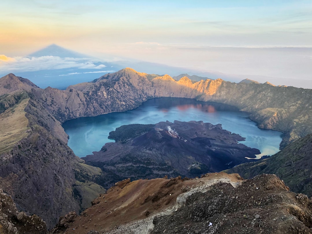Trekking a Sembalun Rinjani: Un'Avventura Incredibile - Kabupaten Lombok Timur | Secret World Trip Planner