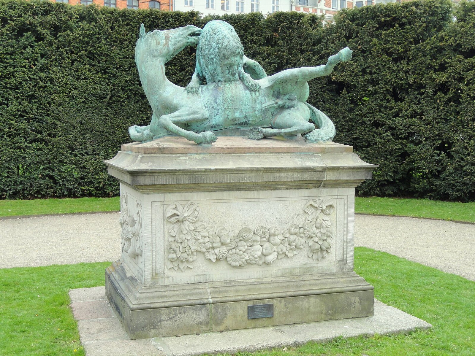 Entdecken Sie The Lion and the Horse: Eine Reise in die dänische Kultur - Gothersgade 101 | Secret World Trip Planner