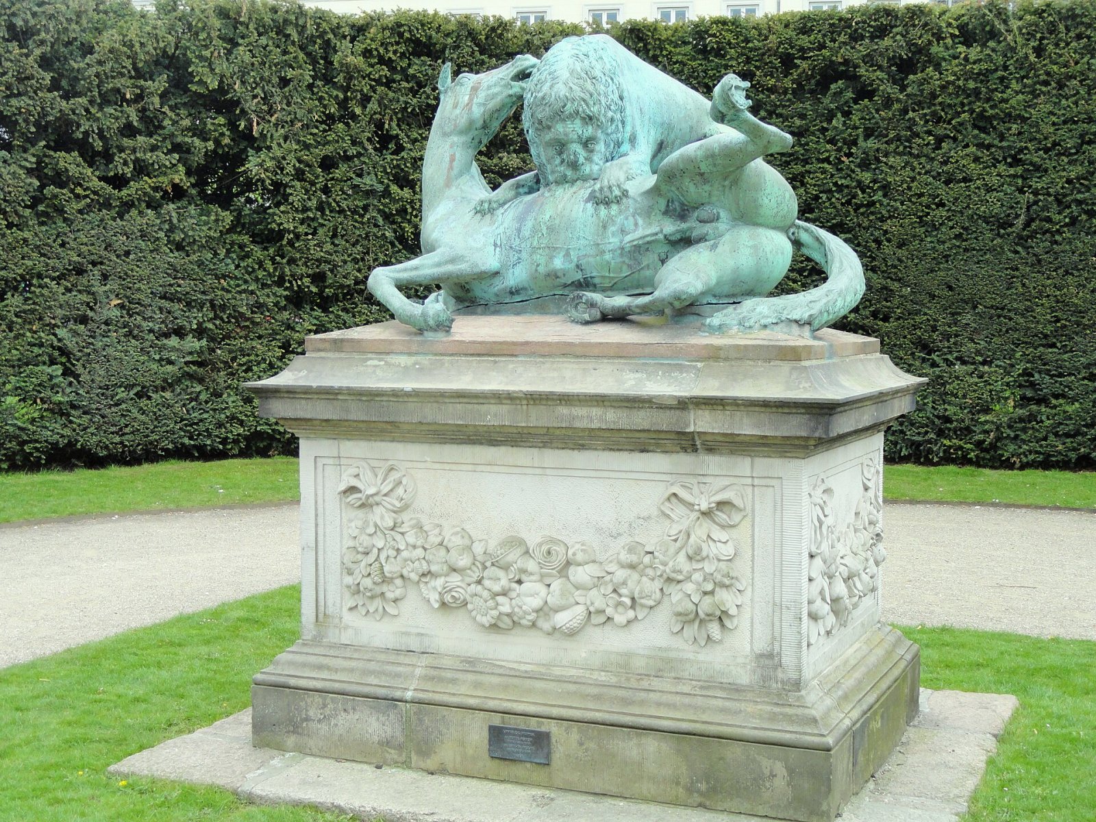 Entdecken Sie The Lion and the Horse: Eine Reise in die dänische Kultur - Gothersgade 101 | Secret World Trip Planner
