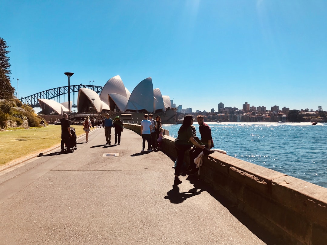 Royal Botanic Gardens: La natura e il porto di Sydney — Mrs Macquaries Rd