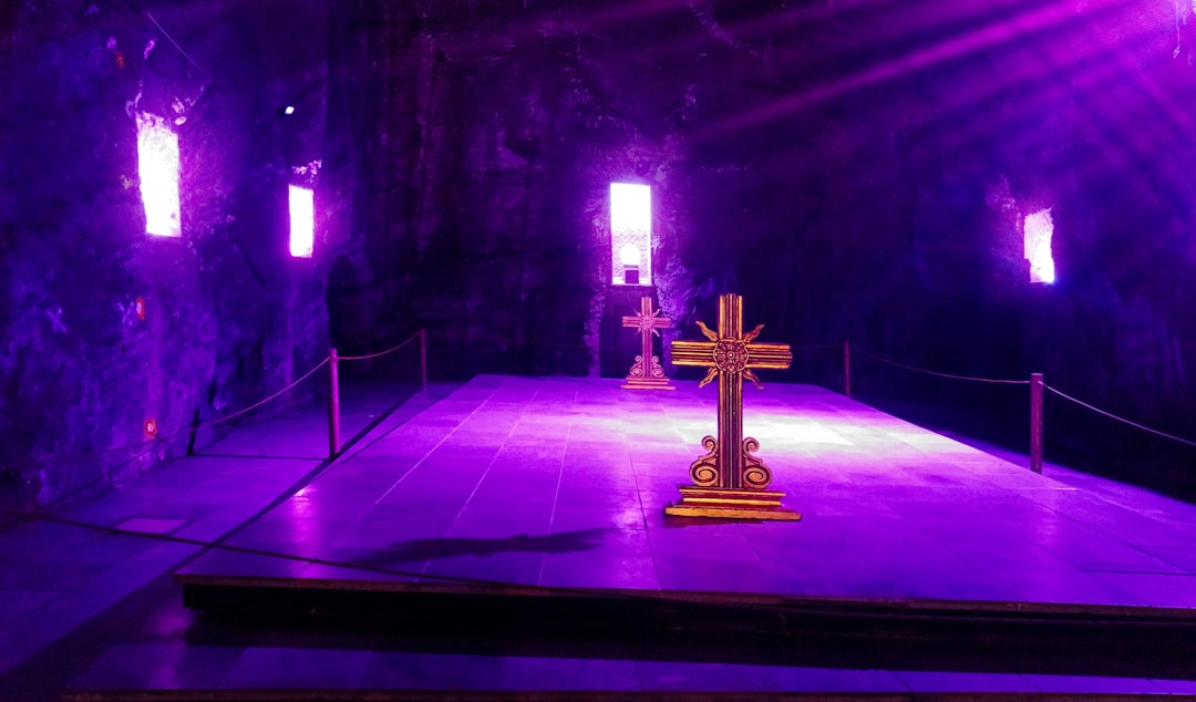 Erforschung der Cathedral Cavern: Ein verborgenes Juwel - Little Langdale | Secret World Trip Planner