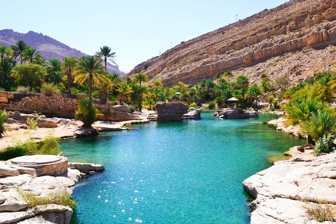 Wadi Bani Khalid: Die natürlichen Pools im Oman — Wadi Bani Khalid