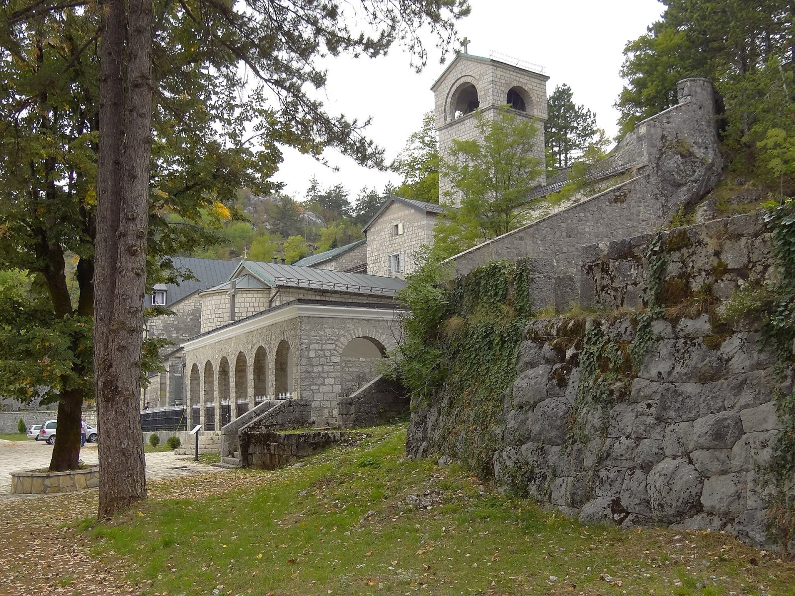 Cetinje Monastery: un gioiello culturale del Montenegro - Cetinje | Secret World Trip Planner
