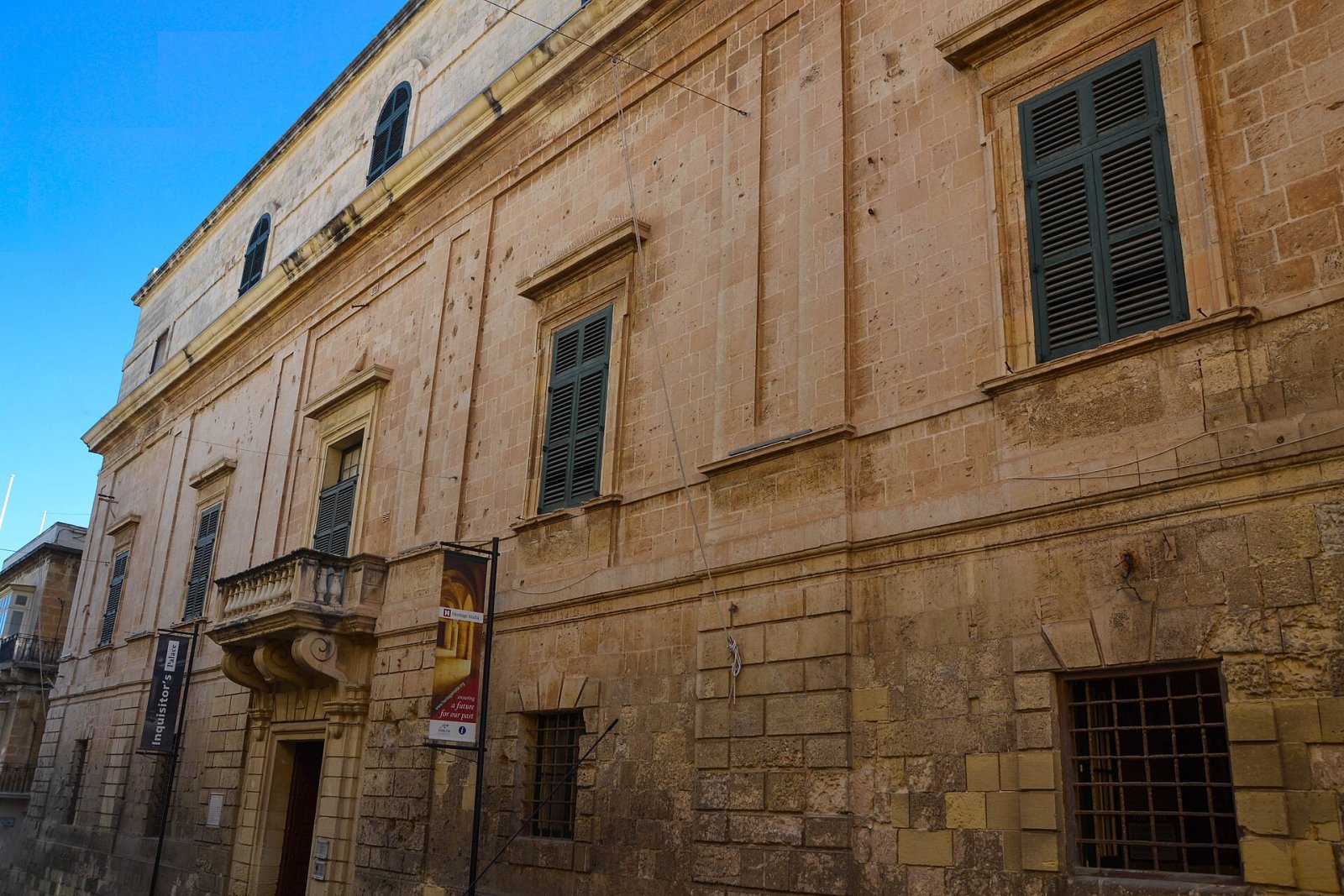 Discover the Inquisitor's Palace in Vittoriosa, Malta - 1 Triq Il-Mina Kbira | Secret World Trip Planner