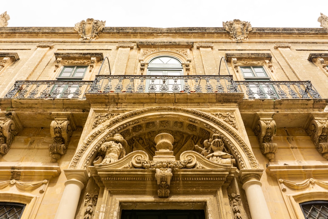 Entdecken Sie den Inquisitorenpalast in Vittoriosa, Malta — 1 Triq Il-Mina Kbira