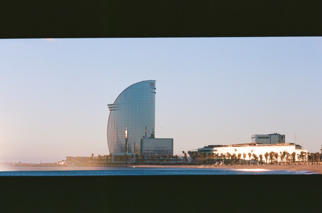 Die besten Reise-Apps 2026: 5 Must-Haves für Barcelona - Barcellona | Secret World Trip Planner