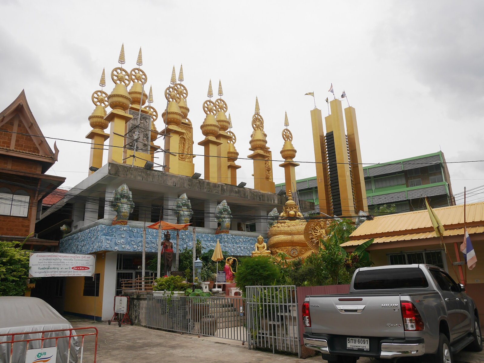Wat Liap entdecken: ein kultureller Schatz in Thailand — Amphoe Mueang Nakhon Ratchasima