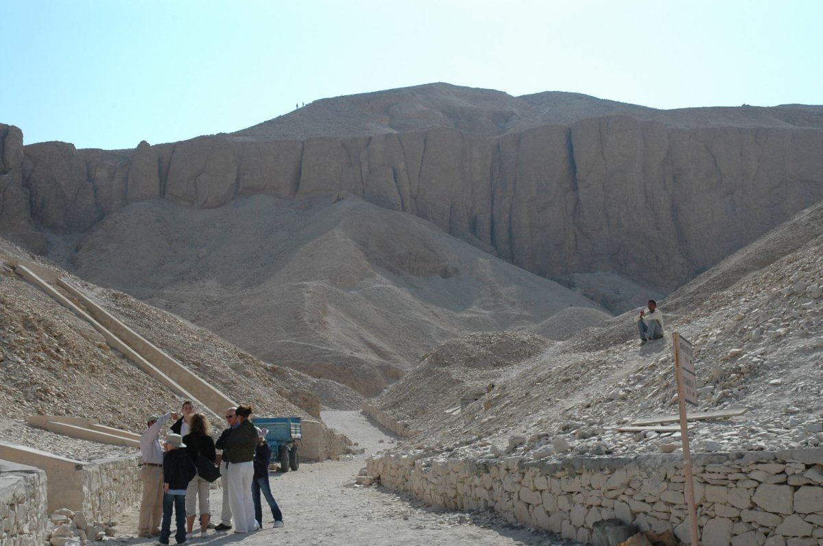 Valley of the Kings: Royal Tombs Beneath Luxor Hills - Luxor | Secret World Trip Planner