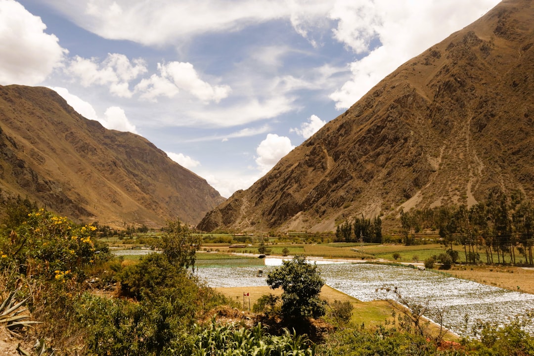 Entdecken Sie Pachatusan: Eine Reise zwischen Natur und Kultur in Peru - San Salvador | Secret World Trip Planner