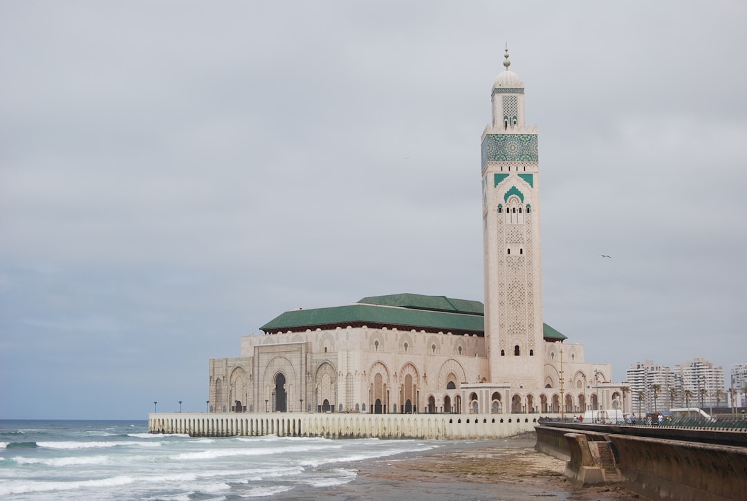 Entdecken Sie die Moschee Al Mohsinine: ein kulturelles Juwel in Marokko - Rue e n17 lot oumnia، Safi | Secret World Trip Planner