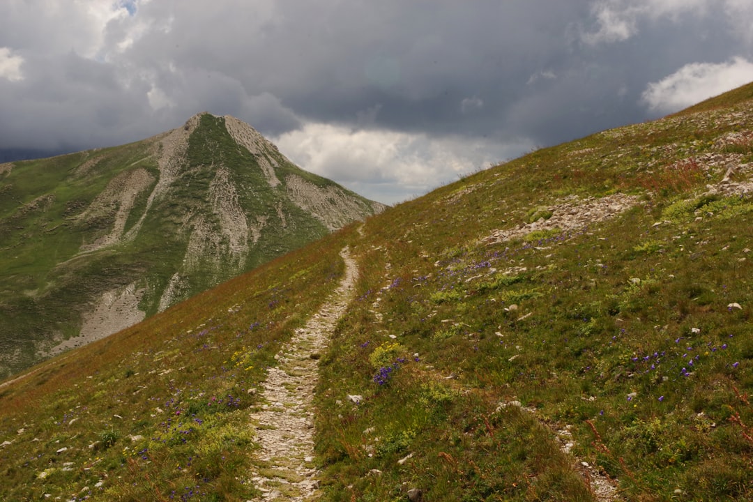 Chemin de la Mâture: der Weg in den Felsen — Chem. de la Mâture