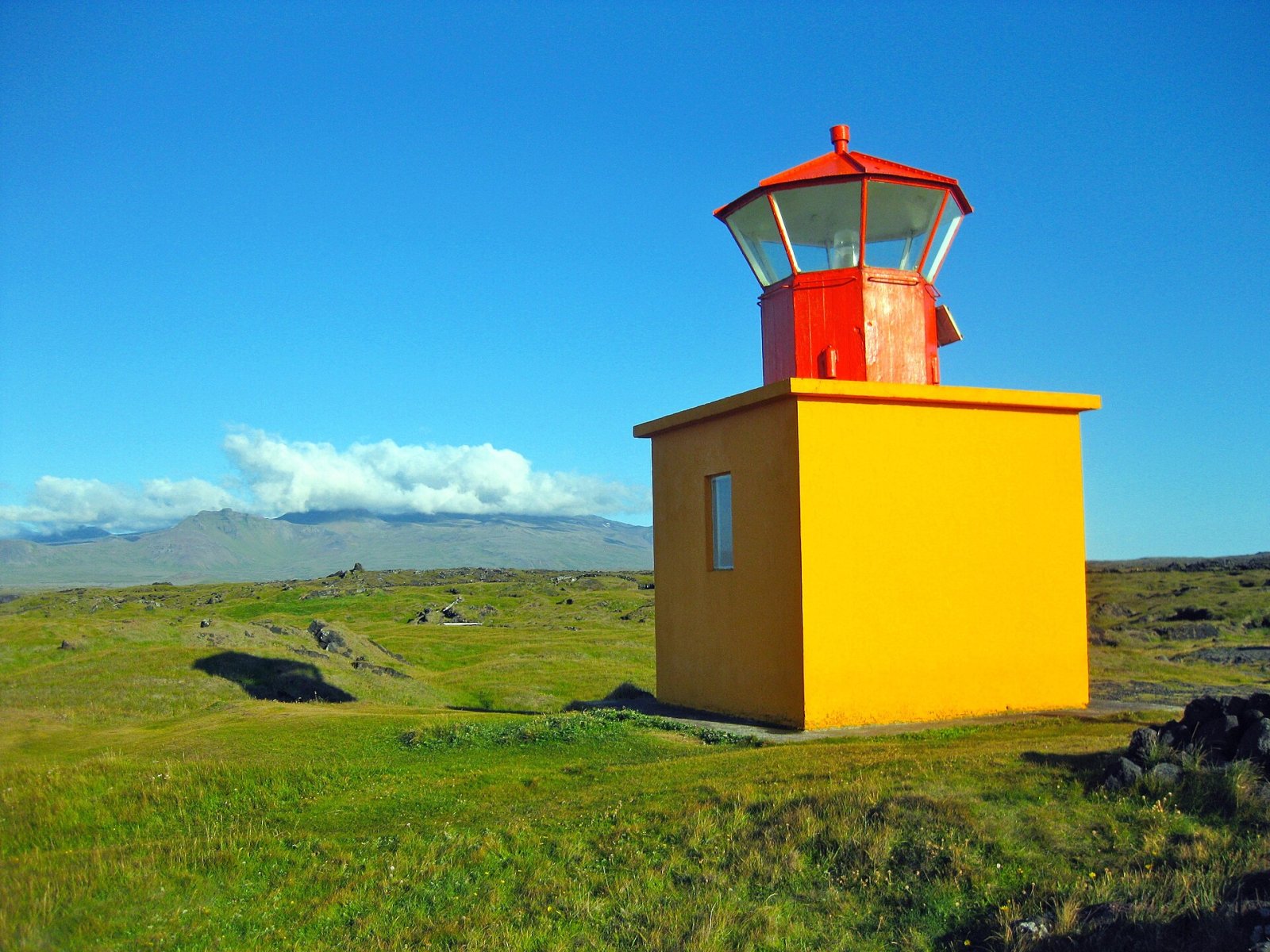 Discover Kirkjuhóll: The Enchanting Lighthouse of Iceland — Staðarstaður