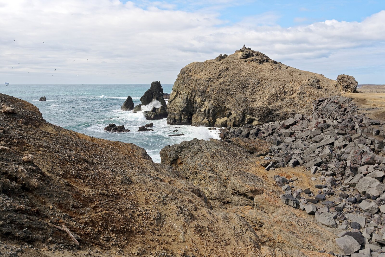 Entdecke Reykjanestá: der rauchende Punkt Islands | Secret World Trip Planner