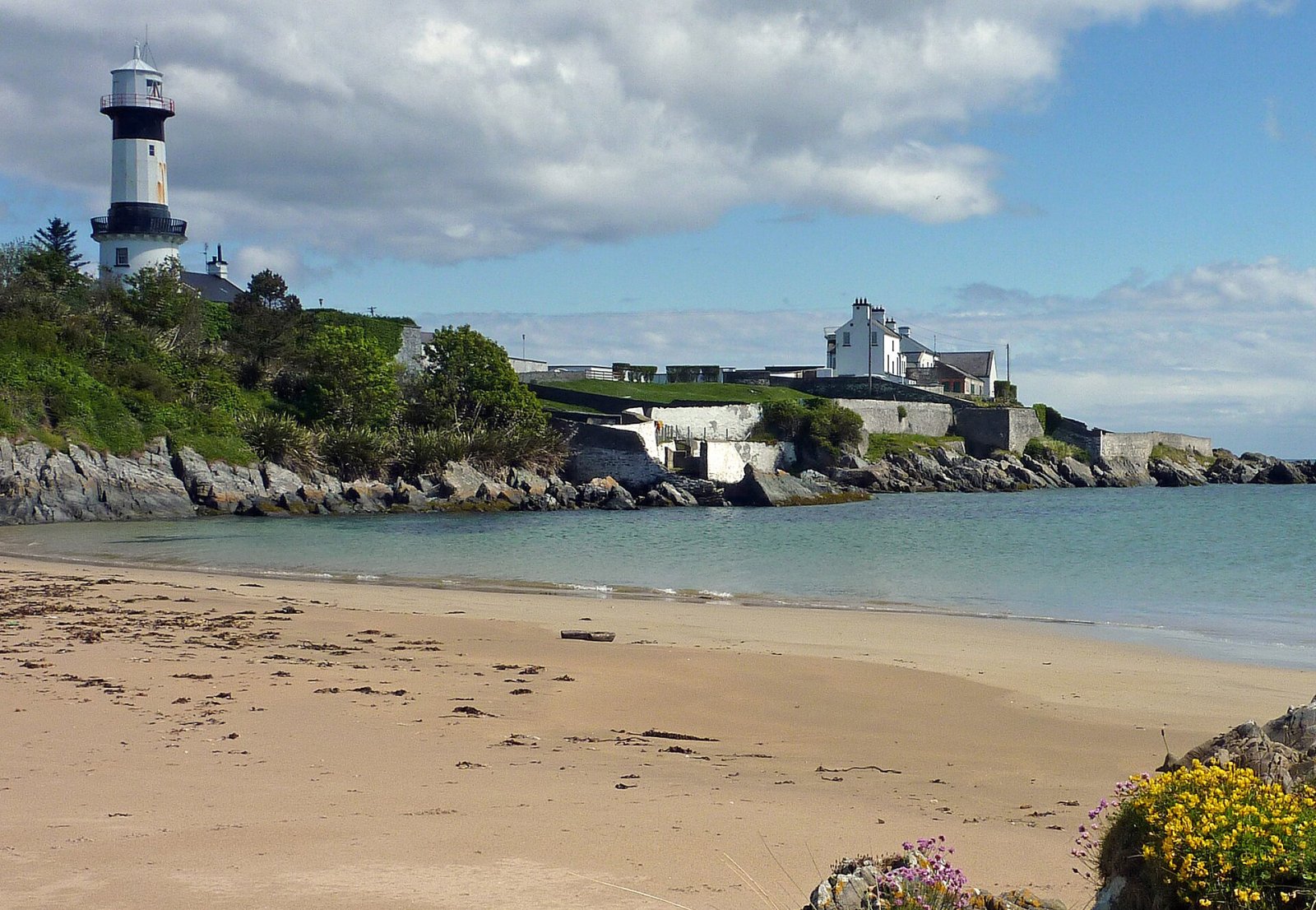 Entdecken Sie den Inishowen-Leuchtturm: ein Juwel Nordirlands — Stroove