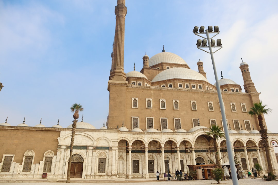 Die Große Moschee in Ägypten: ein Juwel der Kultur und Spiritualität - Dahab | Secret World Trip Planner