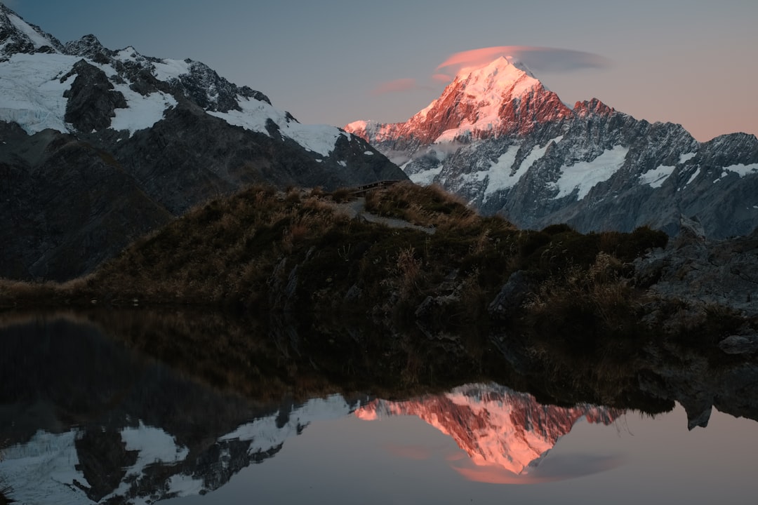 Scopri Tripod: il trio comico musicale della Nuova Zelanda — Wellington