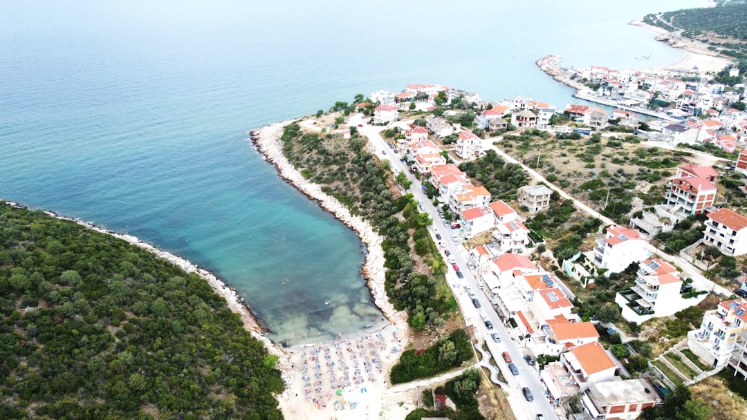 Estate Argyros: Assyrtiko e vulcano a Santorini - Episkopi Gonias 847 00 | Secret World Trip Planner