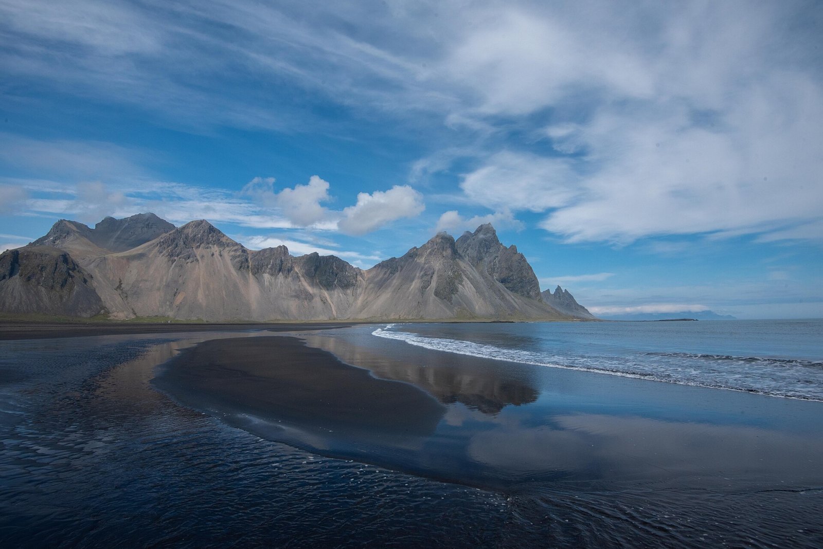 Vestrahorn: Ein Naturjuwel in Island | Secret World Trip Planner