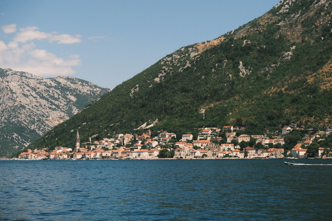 Entdecken Sie den Belveder in Montenegro: Ein unvergleichliches Erlebnis - Cetinje | Secret World Trip Planner