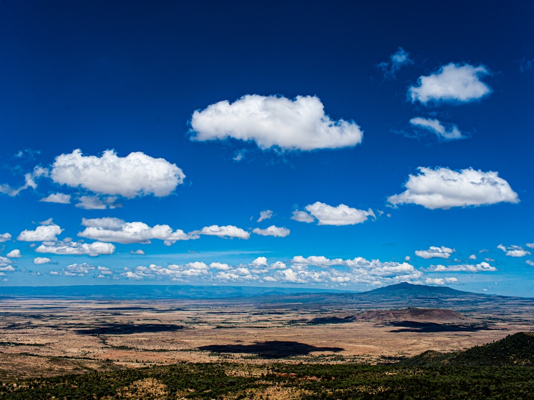Entdecken Sie das Große Rift Valley in Kenia: Eine Unvergessliche Reise — Ngarariga