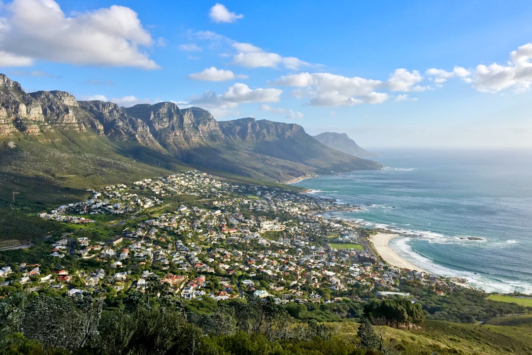 Entdecke das Toposcope in Südafrika: ein einzigartiges Erlebnis - Robert Sobukwe | Secret World Trip Planner