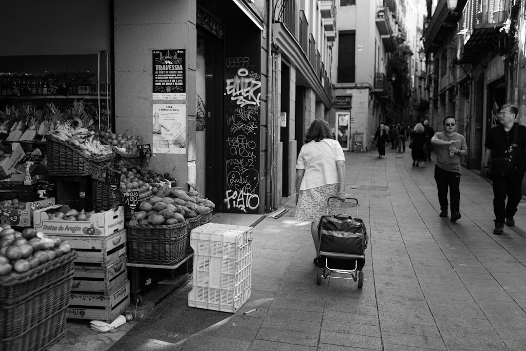 Cuatro Caminos: Havana's Historic Market Experience - Ave de México Cristina | Secret World Trip Planner