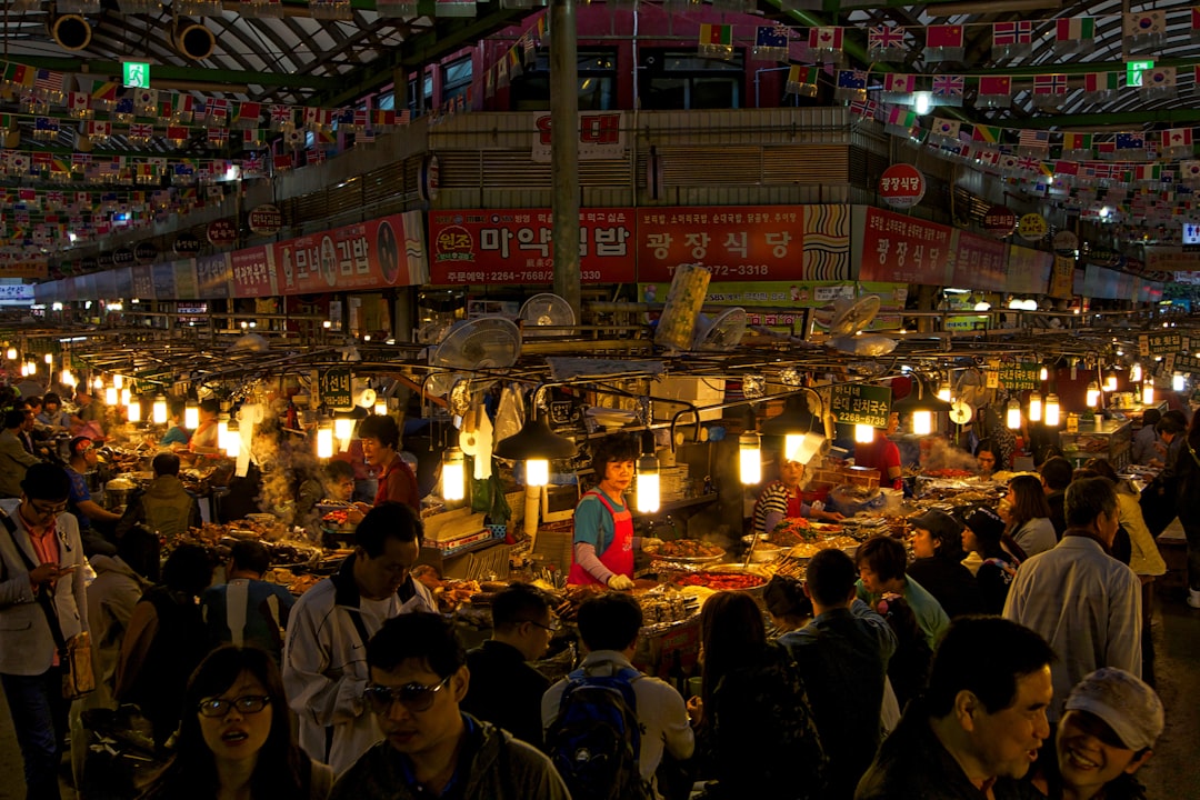 Secret World vs Wanderlog: Best Trip Planner for Seoul 2026 — Seoul