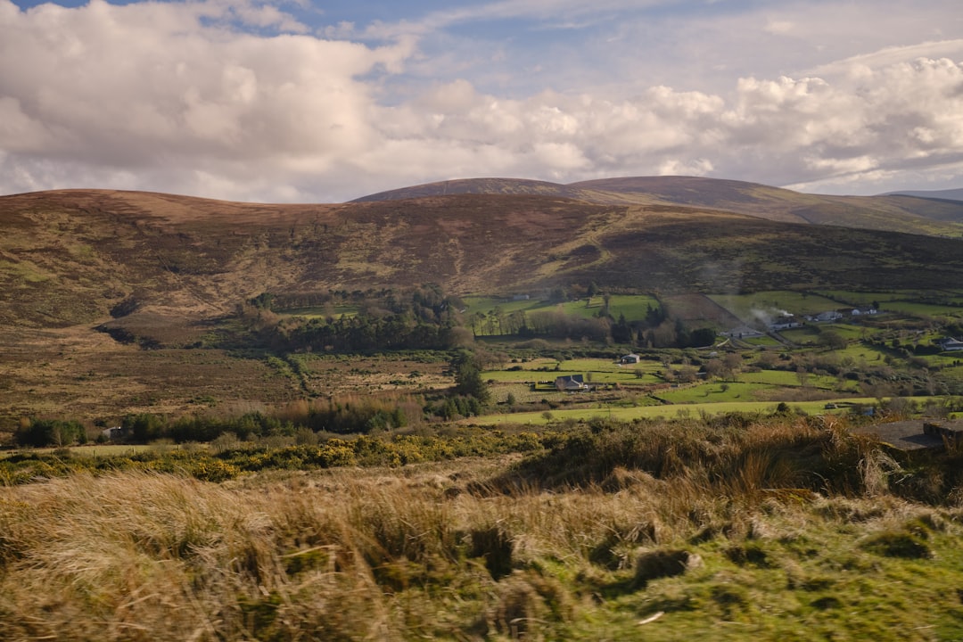 Entdecke Slieve Carr: der abgelegene Berg Irlands — Tarsaghaun