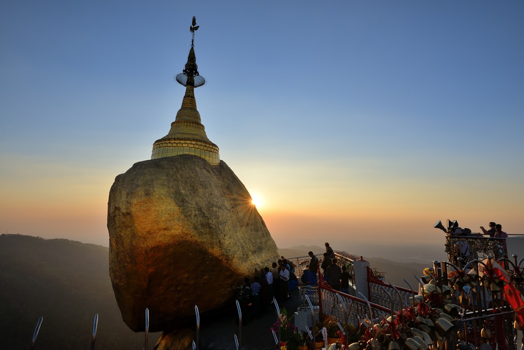 Entdecken Sie den Saramati-Berg: ein Naturjuwel zwischen Myanmar und Indien — Thanamir
