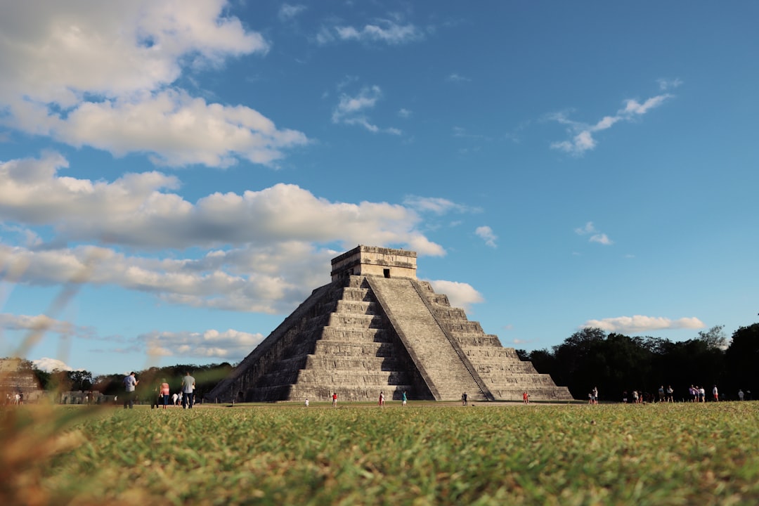 Chichén Itzá: Maya-Architektur aus Licht und Stein - 97751 Yucatán | Secret World Trip Planner