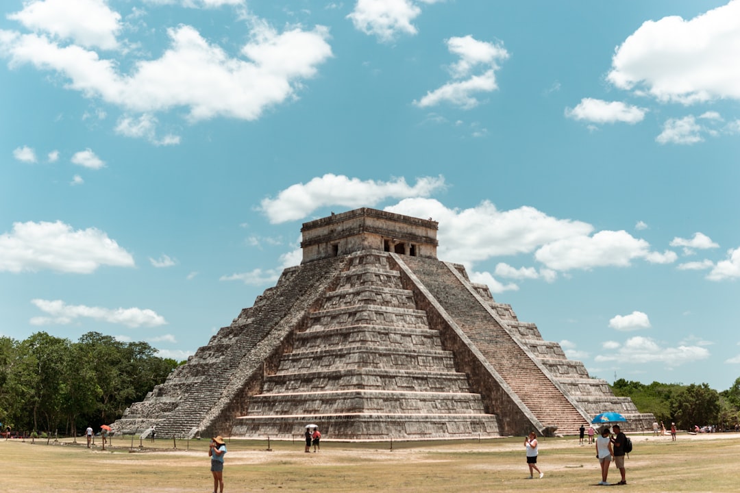 Chichén Itzá: Maya-Architektur aus Licht und Stein - 97751 Yucatán | Secret World Trip Planner