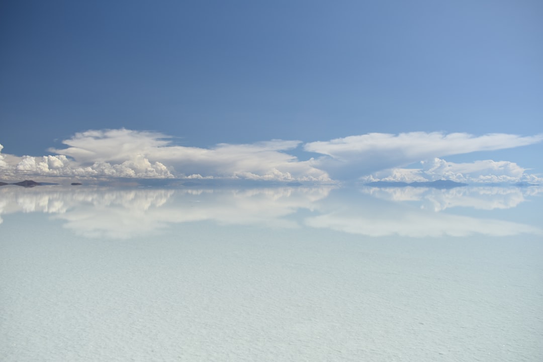 Salar de Uyuni bei Sonnenuntergang: Boliviens Himmelspiegel - Bolivia South America | Secret World Trip Planner
