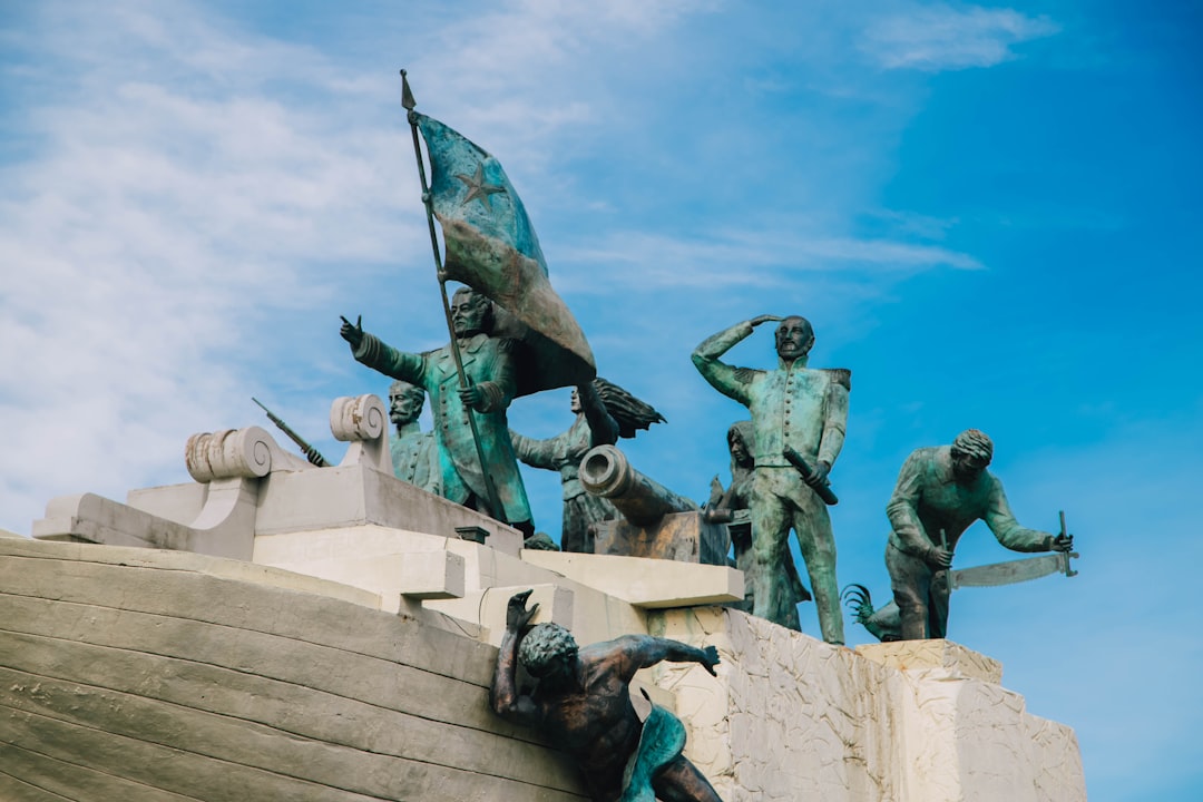 Denkmal für die Bergbau-Familie: Ein Tribut an die Bergbaugeschichte Chiles — Machalí